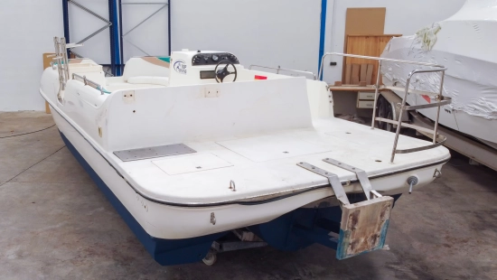 Rinker Flotilla 24 fb preowned for sale