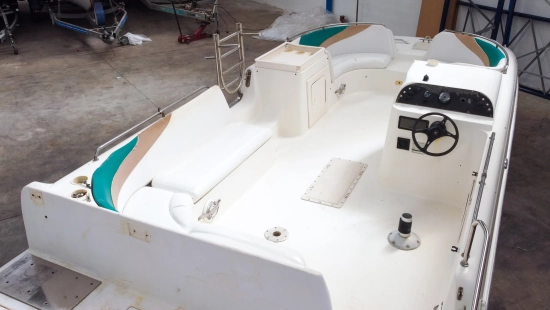 Rinker Flotilla 24 fb preowned for sale