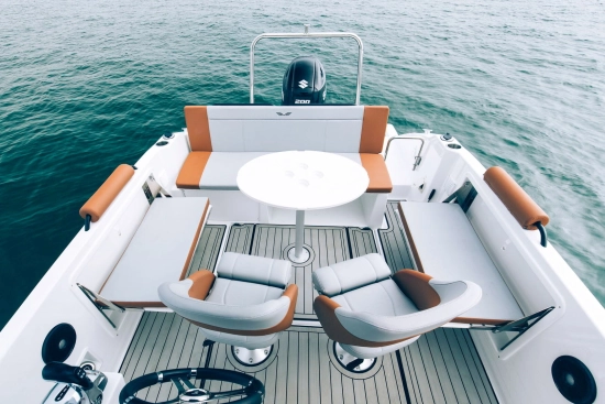 Beneteau Flyer 7 Spacedeck brand new for sale