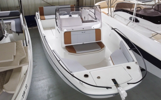 Beneteau Flyer 7 Spacedeck brand new for sale