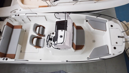 Beneteau Flyer 7 Spacedeck brand new for sale