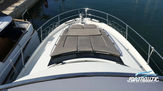 Jeanneau Prestige 620 preowned for sale