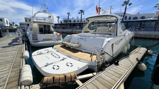 Sea Ray Sundancer 455 preowned for sale