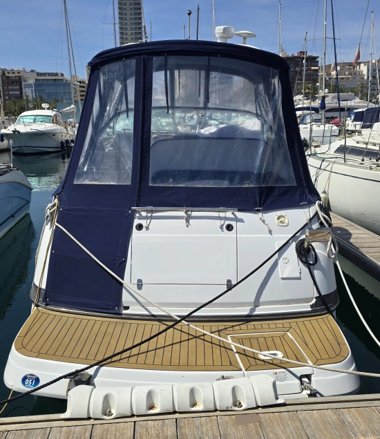 Four Winns Vista 268 preowned for sale