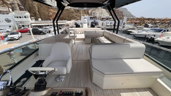 Beneteau Monte Carlo 6 gebraucht zum verkauf