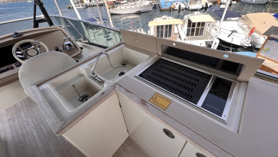 Beneteau Monte Carlo 6 gebraucht zum verkauf