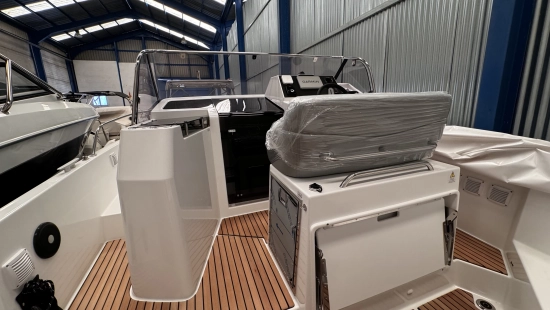 Beneteau Flyer 9 Sundeck brand new for sale