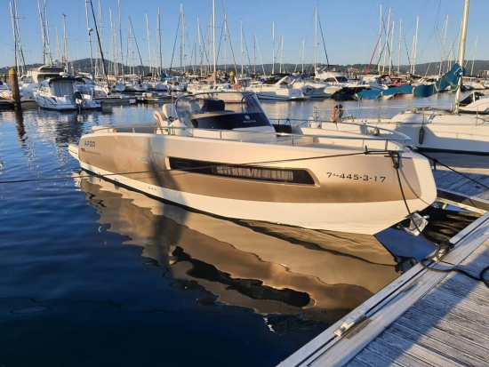 Invictus Yacht 280 GT gebraucht zum verkauf