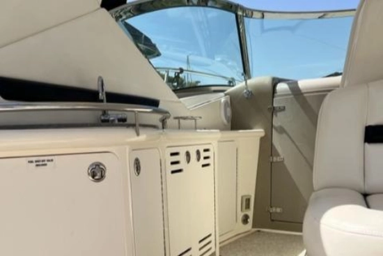 Sea Ray Sundancer 455 preowned for sale