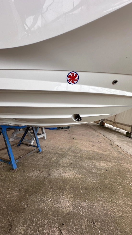 Sea Ray SDX 250 brand new for sale