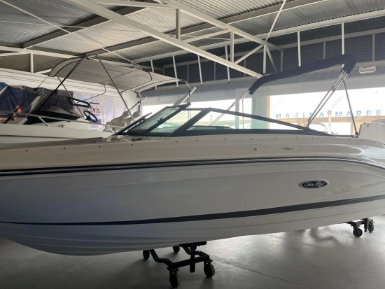 Sea Ray SPX 230 brand new for sale