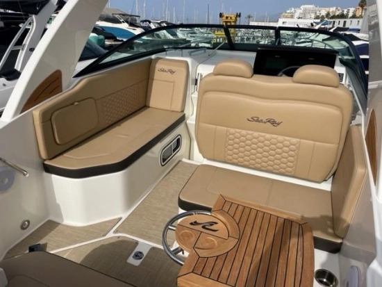 Sea Ray Sundancer 265 brand new for sale