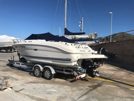 Sea Ray 225 Weekender preowned for sale