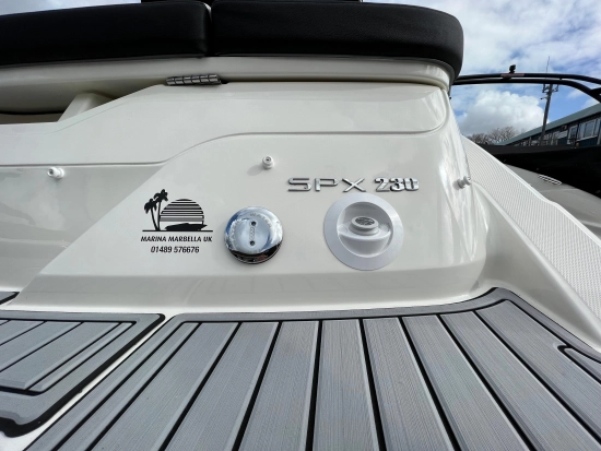 Sea Ray SPX 230 brand new for sale