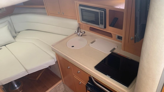 Sea Ray Sundancer 305 preowned for sale