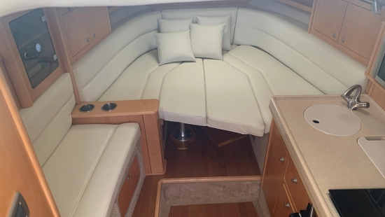 Sea Ray Sundancer 305 preowned for sale