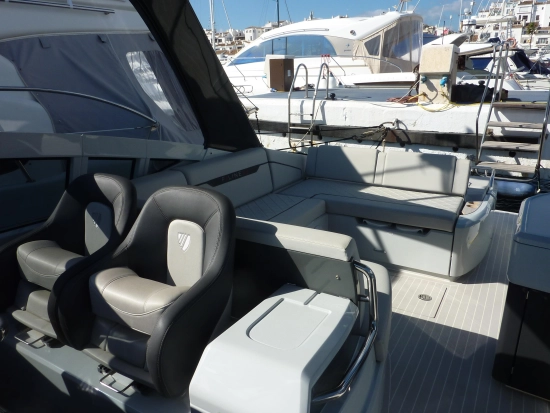 Fairline F Line 33 d’occasion à vendre