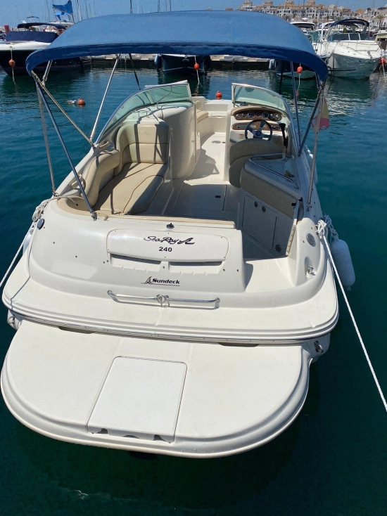 Sea Ray Sundeck 240 preowned for sale