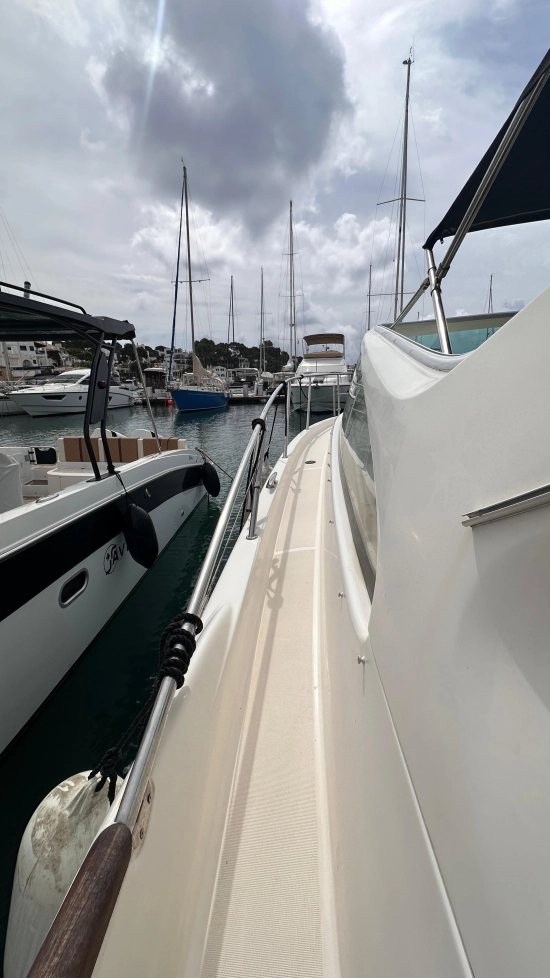 Jeanneau Prestige 34 S preowned for sale