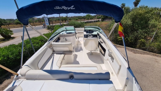 Sea Ray Sundeck 240 preowned for sale