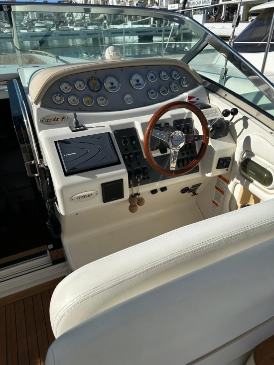 Chris Craft Corsair 36 d’occasion à vendre