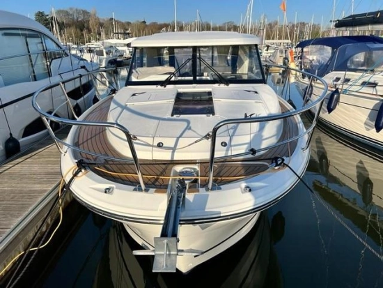 Jeanneau Merry Fisher 1095 preowned for sale