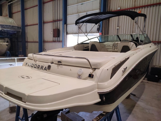 Sea Ray Sun Sport 240 preowned for sale