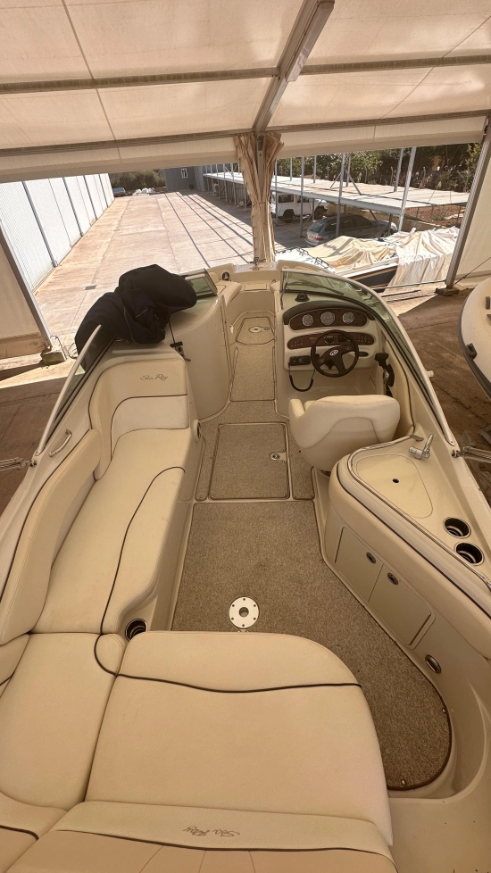 Sea Ray Sundeck 240 preowned for sale