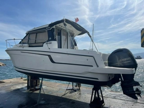 Jeanneau Merry Fisher 695 preowned for sale