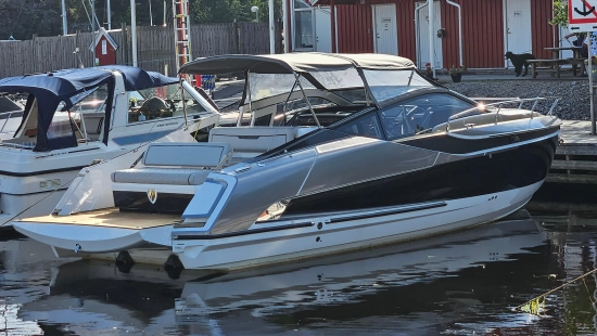 Fairline F Line 33 d’occasion à vendre