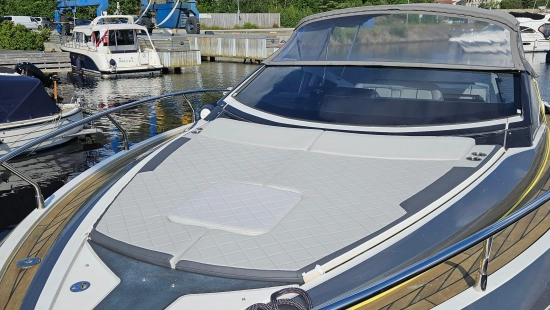 Fairline F Line 33 d’occasion à vendre