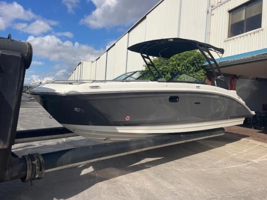 Sea Ray SDX 270 brand new for sale