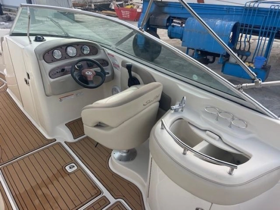 Sea Ray Sundeck 270 preowned for sale