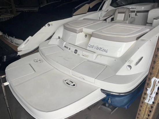 Sea Ray SLX 300 d’occasion à vendre