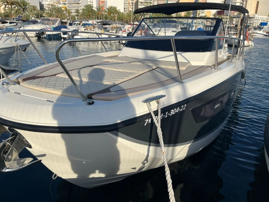 Quicksilver Sundeck Activ 875 preowned for sale