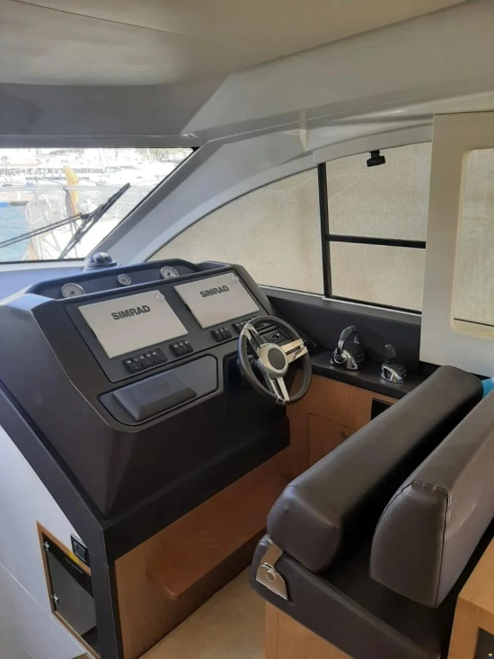 Beneteau GRAN TURISMO 49 FLY preowned for sale