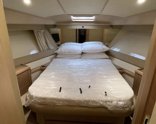 Ferretti 460 gebraucht zum verkauf