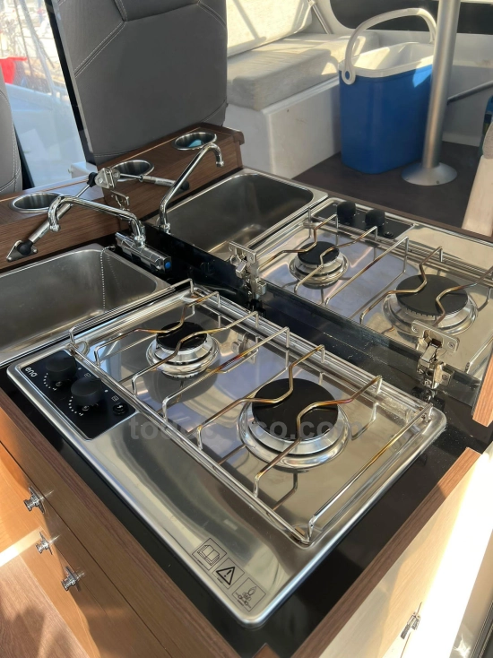 Jeanneau Merry Fisher 895 Serie 1 preowned for sale