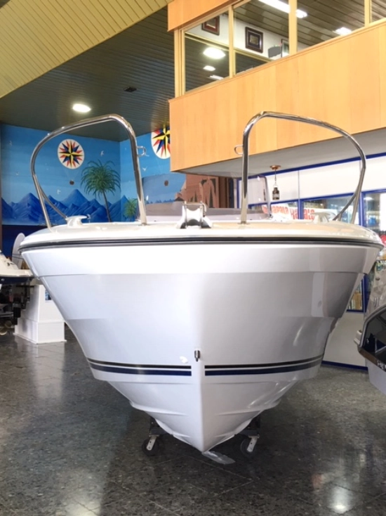 Jeanneau Cap Camarat 7.5 CC Serie 3 brand new for sale