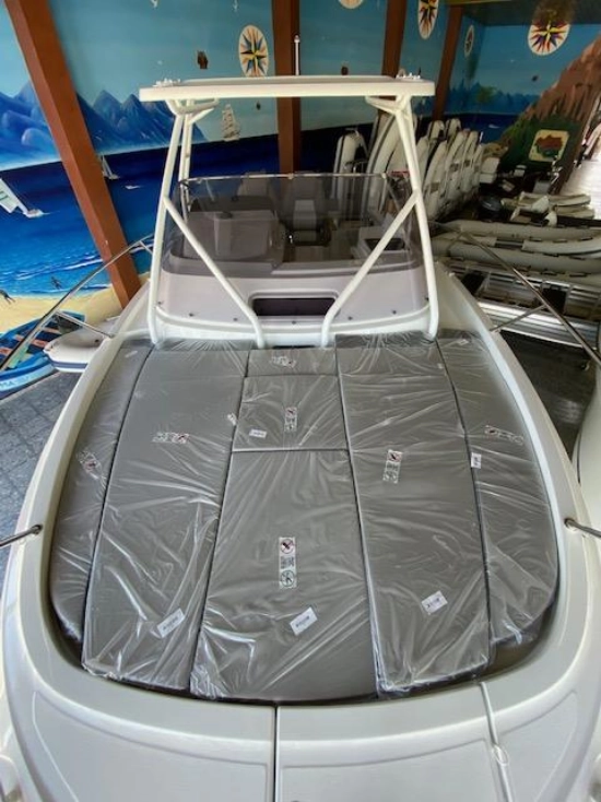 Jeanneau Cap Camarat 9.0 WA brand new for sale