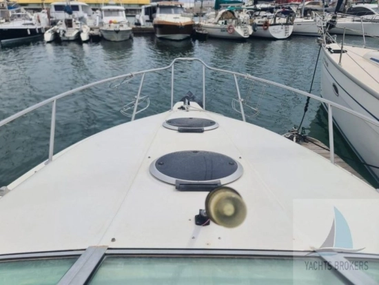 Celebrity 265 Sport Cruiser preowned for sale