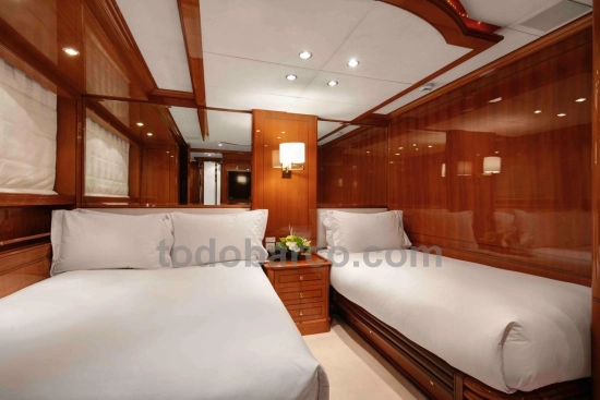 Benetti Legend 85 d’occasion à vendre