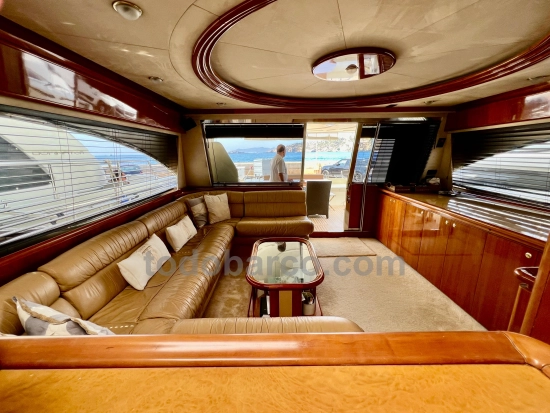 Ferretti 68 d’occasion à vendre