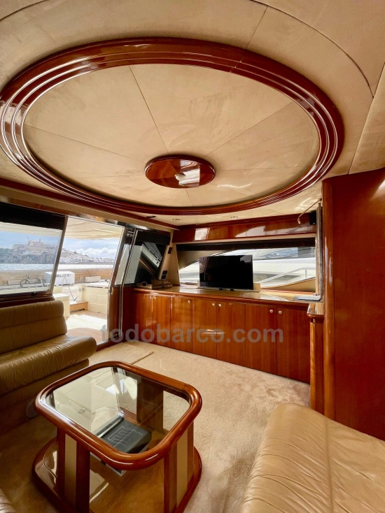 Ferretti 68 d’occasion à vendre