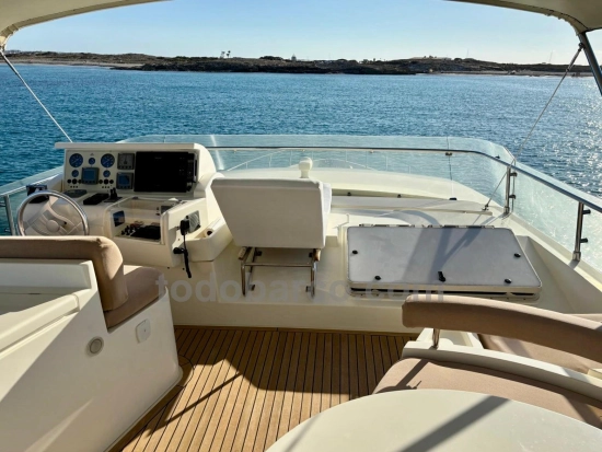 Ferretti 68 d’occasion à vendre