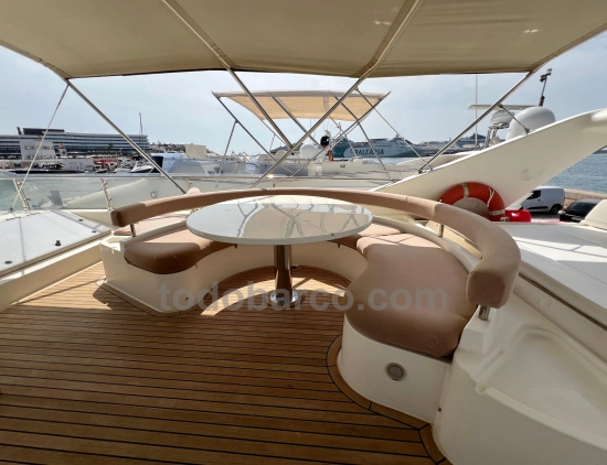 Ferretti 68 d’occasion à vendre