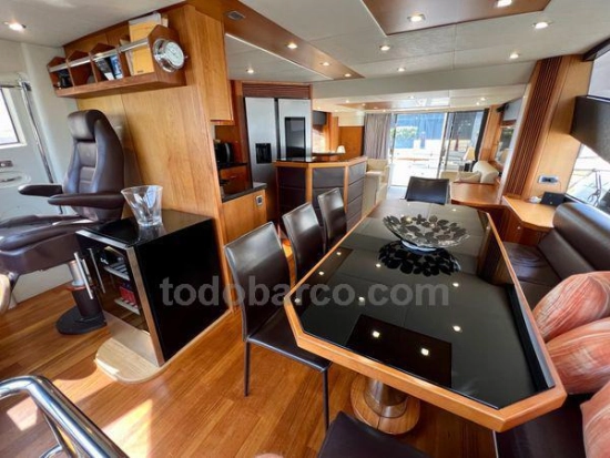 Sunseeker Manhattan 70 d’occasion à vendre