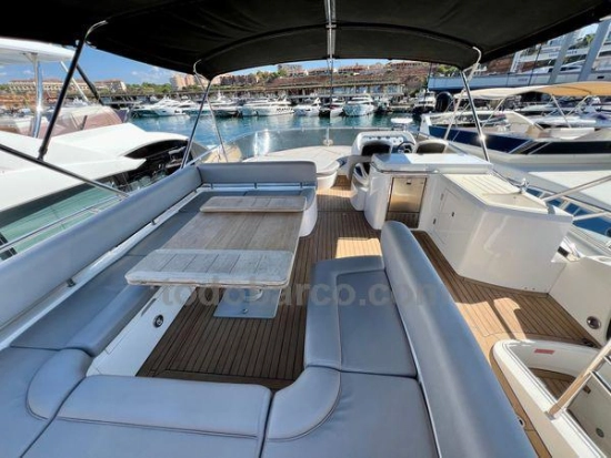 Sunseeker Manhattan 70 d’occasion à vendre