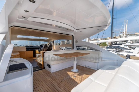 Pershing 64 d’occasion à vendre