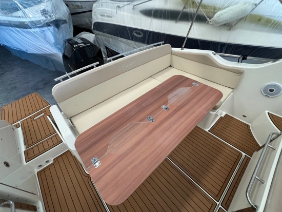 Quicksilver Sundeck 875 preowned for sale